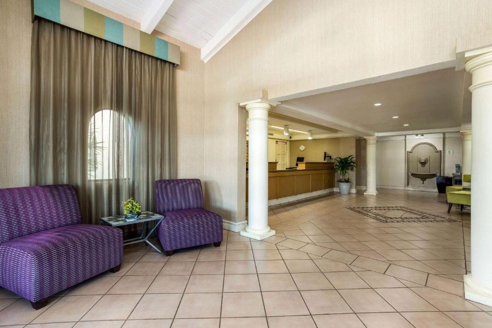 La Quinta Inn & Suites by Wyndham Tampa Bay Airport